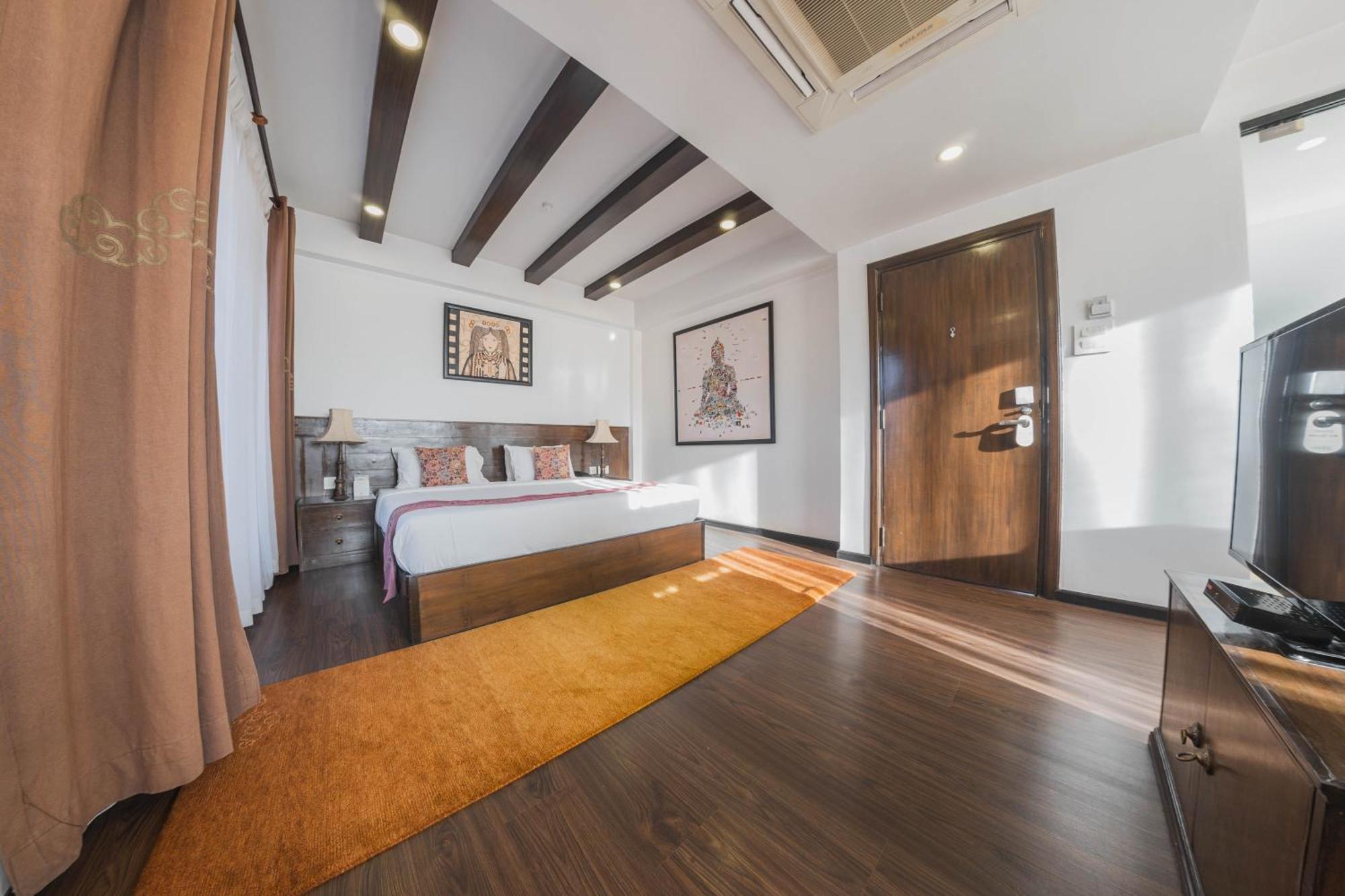 Dalai-La Boutique Hotel Kathmandu Bagian luar foto