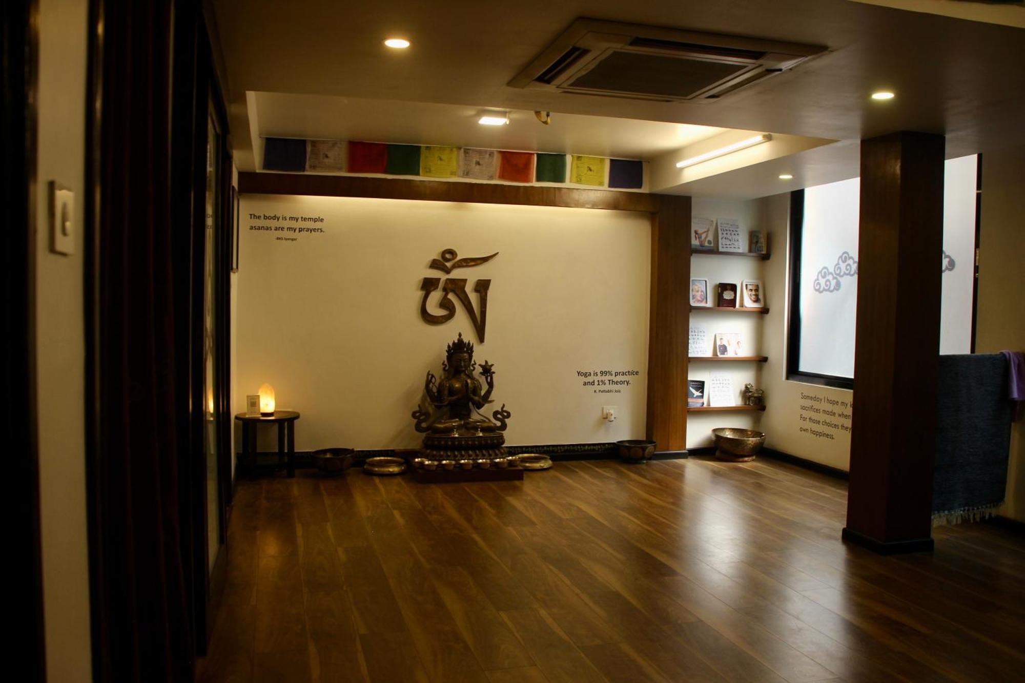Dalai-La Boutique Hotel Kathmandu Bagian luar foto
