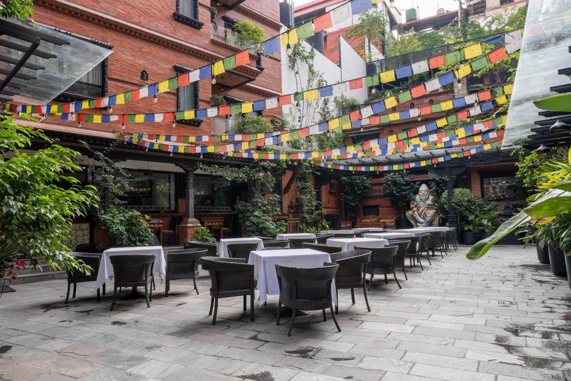 Dalai-La Boutique Hotel Kathmandu Bagian luar foto