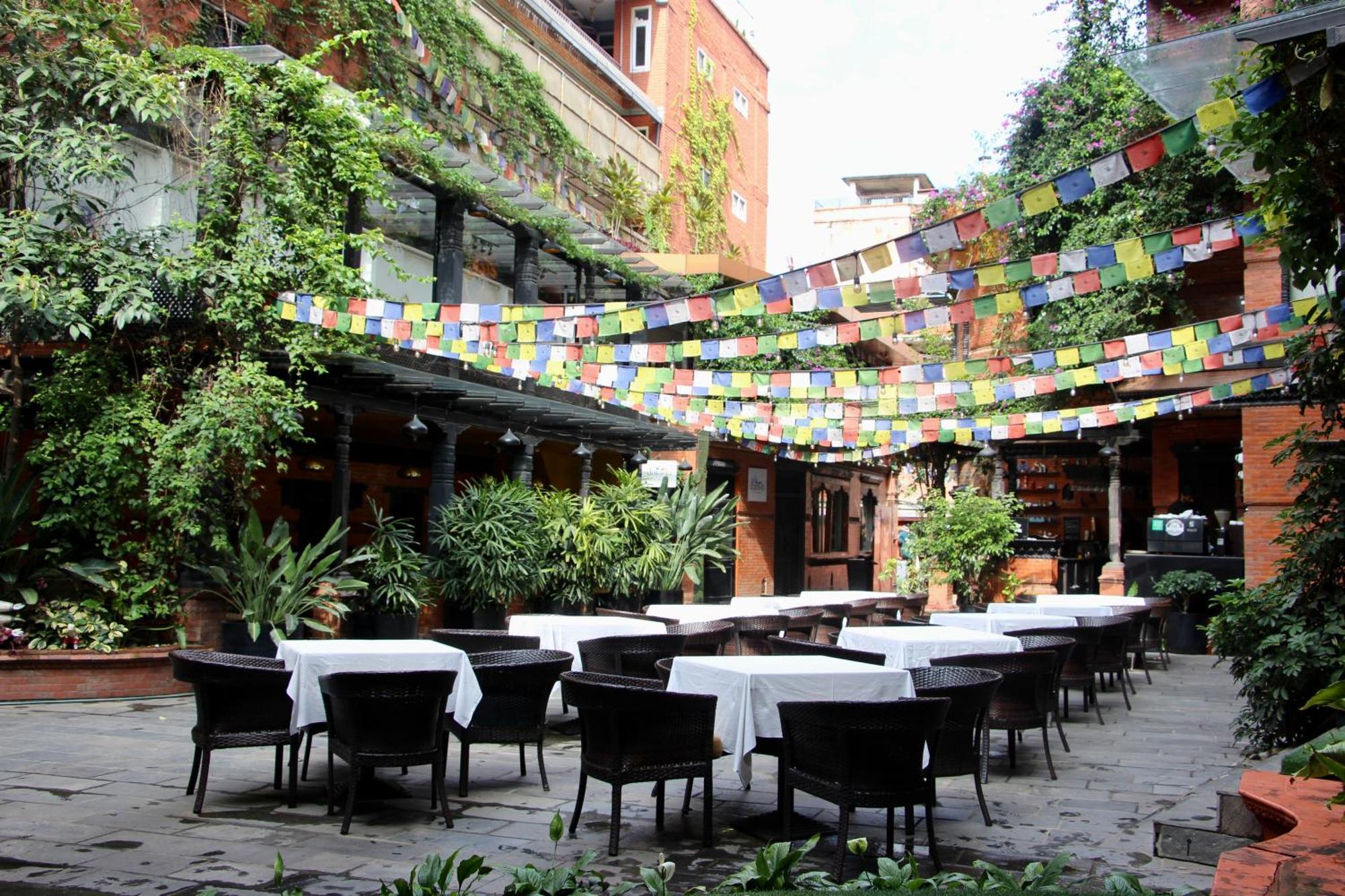 Dalai-La Boutique Hotel Kathmandu Bagian luar foto
